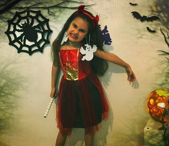 Thank you for entering our virtual #Halloween competition. 

We’ve really enjoyed seeing all of your spooky creations. All the entries have been sent to our judges <a href="/fashionbyteshq/">fashionbyteshq</a> to select a winner. 

Stay tuned… we will announce the winner at 8pm on Tue 3 Nov 🎃