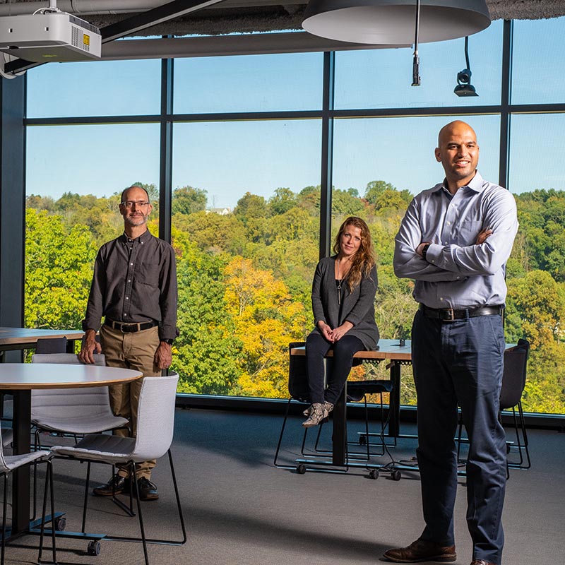 Dyer_Lafayette's tweet image. Our November newsletter includes our 2019-2020 Annual Report as well as opportunities for our @LafCol students from workshops to internships.

ow.ly/JRSI50C9icC