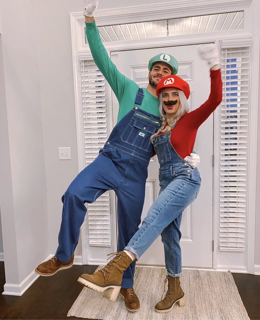 BigMeach8's tweet photo. Because Halloween is over and I’m sad about it 👻 https://t.co/f2ybaRoZDN
