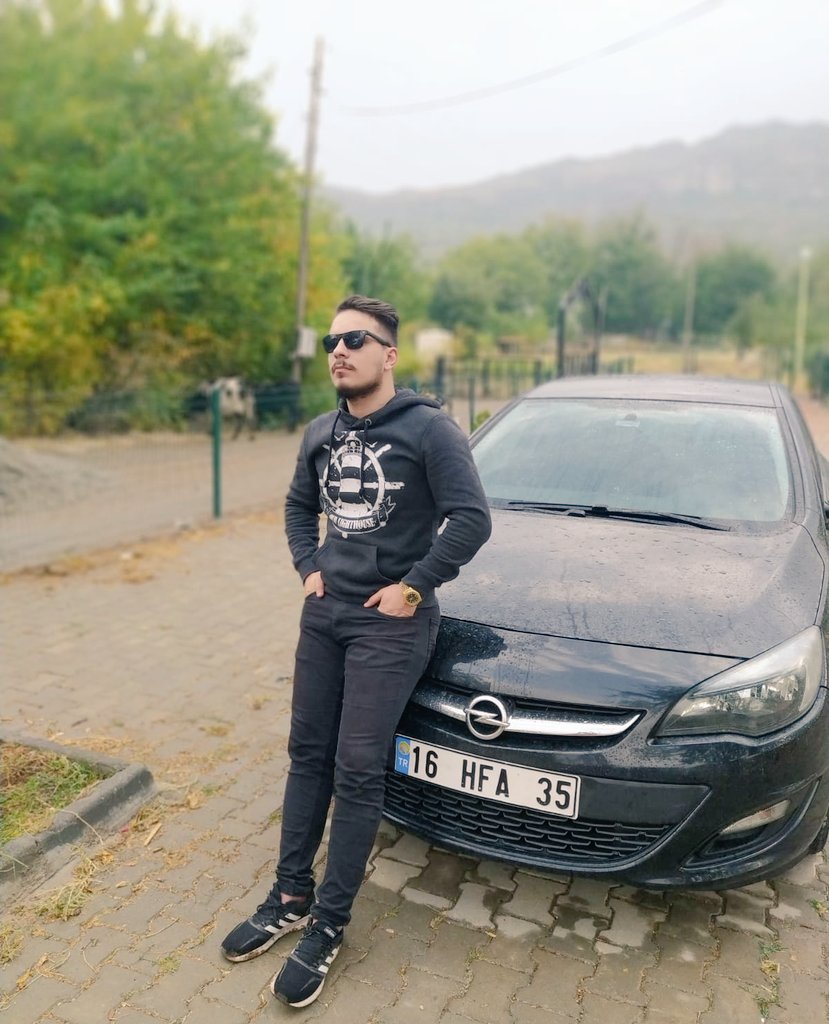 MuhammetYlgn6's tweet photo. @MentesCihad Böylede Çektim Kral 🤗😁 https://t.co/mEhVY3QVD0