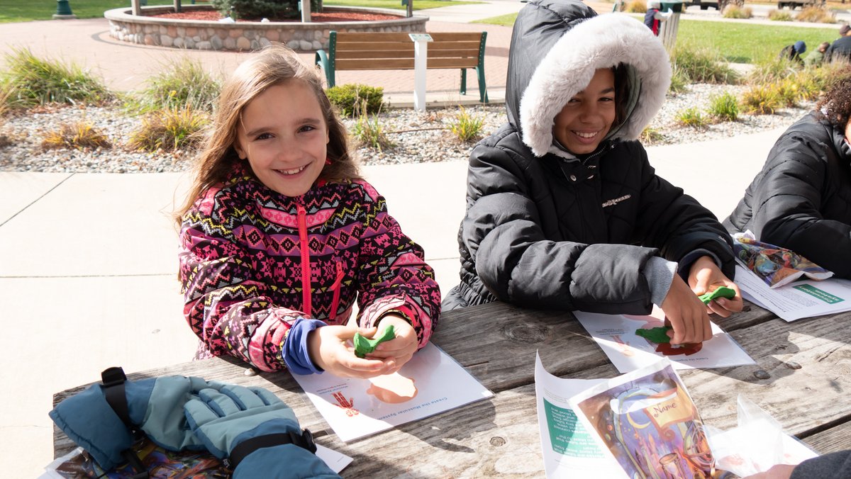 pplmedia's tweet photo. Do have a homeschooler?
Bring them to Homeschool @ the Library at River Park Square on Fridays @ 1:00 pm! #ppl #homeschoolatthelibrary @plymouthpark https://t.co/yMSCpx5qAE