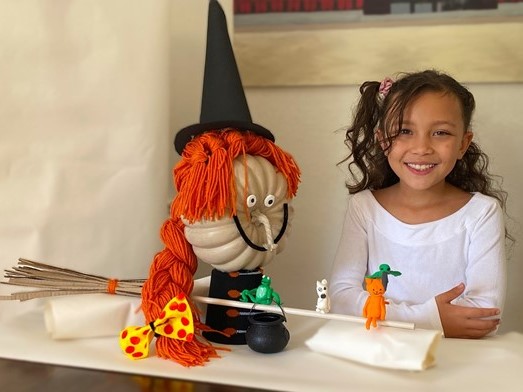 As part of Seven Hills' virtual Halloween celebration this year, students were invited to let their creativity soar and decorate a pumpkin after their favorite book character. Here is a sample of the 40+ entries! 🎃