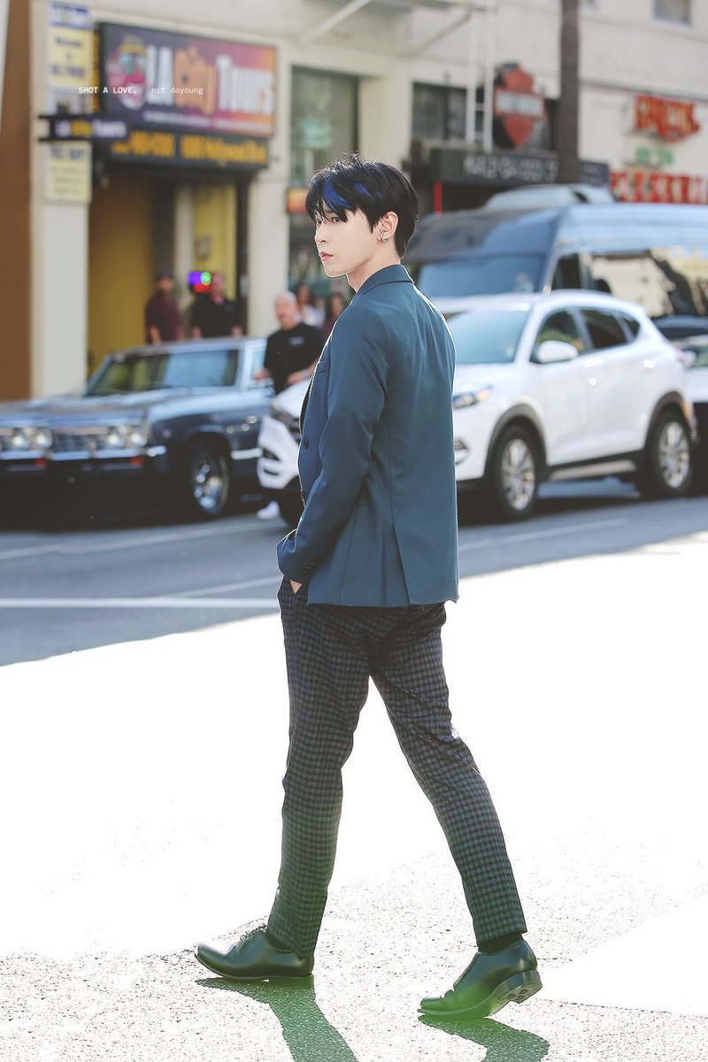 ไม่เคยมุฟออนจากเซ็ตนี้ได้เลย มันก็สองปีแล้วนะ พี่ปล่อยหนูไปได้มั้ยคะ