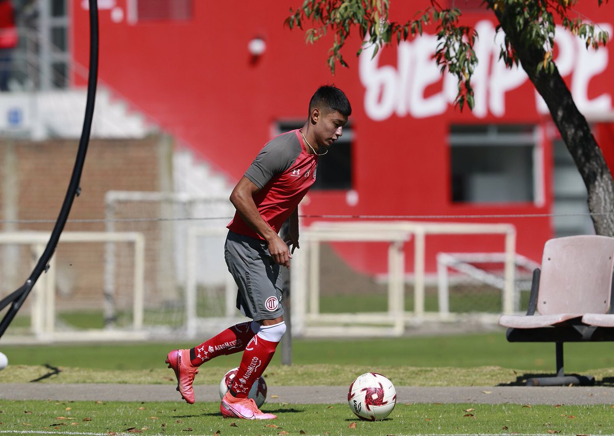 tolucafc_fb's tweet photo. #Sub20 

🔜 Siguiente reto: @LeonBasicas 

#SomosElToluca 😈 https://t.co/JvjZkqF3eG