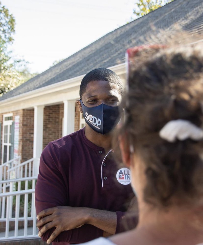 SC5forMoe's tweet photo. WE’RE OFFICIALLY A COUPLE OF HOURS FROM ELECTION DAY! 🚨🚨

Make a plan to vote. Text 2+ friends and ask if they have a plan. Bring some essentials if there’s a long line. 

#TeamMoe stands with you all during this very important! Let’s bring it home! @MoeBrownSC https://t.co/0Mc4Ayp0B8