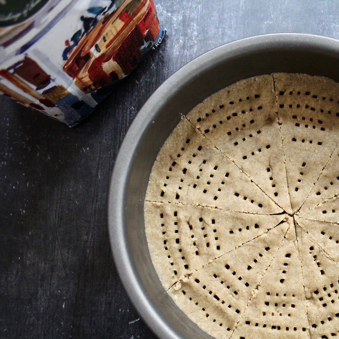 kneadyapp's tweet photo. Characteristically crisp; our decadent Almond & Rye Shortbread - moments before baking ๐
#shortbread #shortbreadcookies #shortbreadbiscuits #shortbreadcookie #shortbreads #foodie #london #bread #breads #breadmaking #breadlover #baker #baking #breadlovers #food #bake #kneady https://t.co/R3kKjdyprl