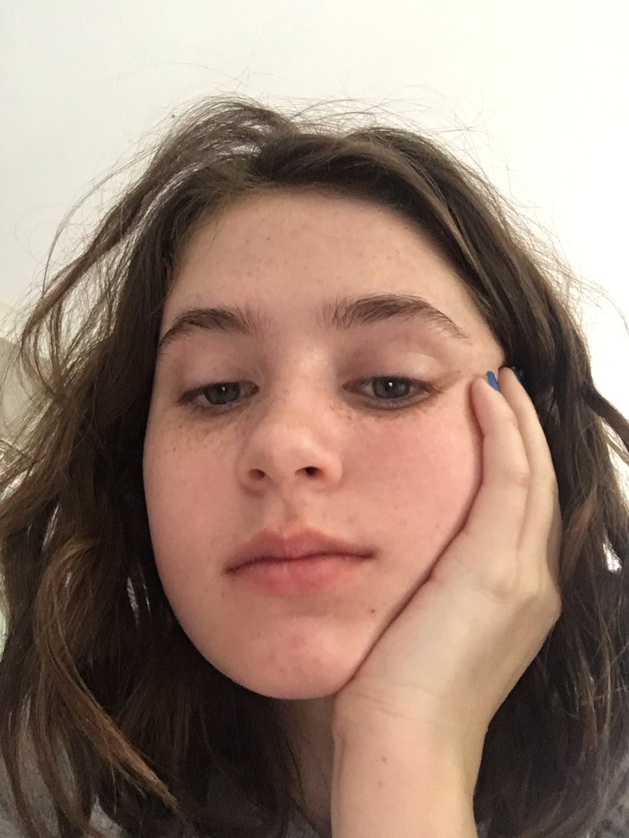 —— brunette ——