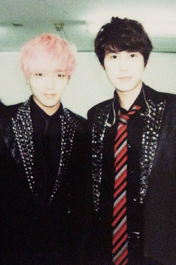 kyusung/yekyu selcas (+other sns pictures) but without kyuhyun's funny stare: a thread.