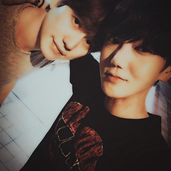 kyusung/yekyu selcas (+other sns pictures) but without kyuhyun's funny stare: a thread.