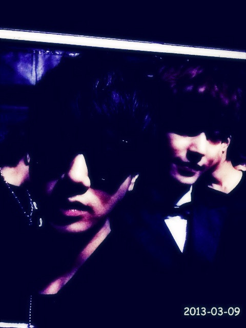 kyusung/yekyu selcas (+other sns pictures) but without kyuhyun's funny stare: a thread.