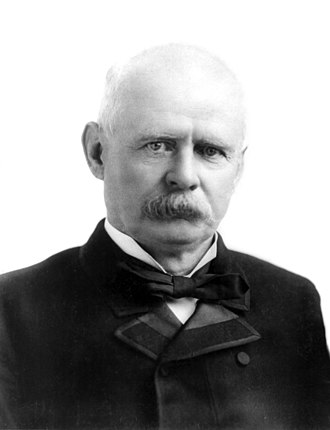 Same in 1900, when McKinley and Bryan re-matched, still clean-shaven, with new running-mates with moustaches - well, one we'd seen before and one we'll see again. Theodore Roosevelt (R) beating Adlai Stevenson (D).