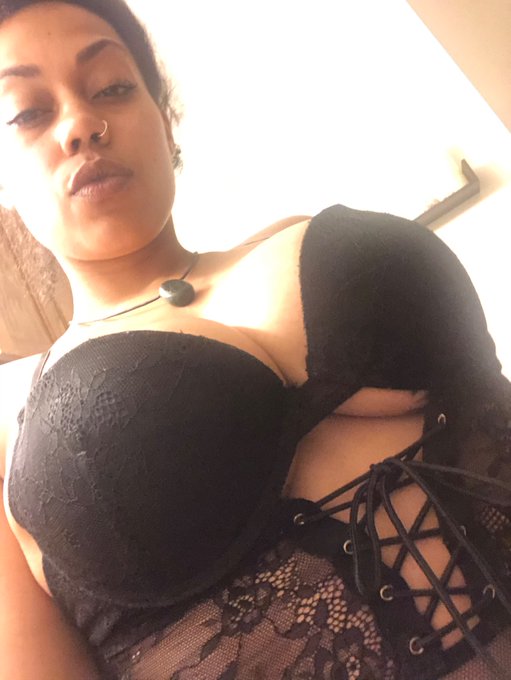 Beg for it .. https://t.co/qe0mp0Gg5N