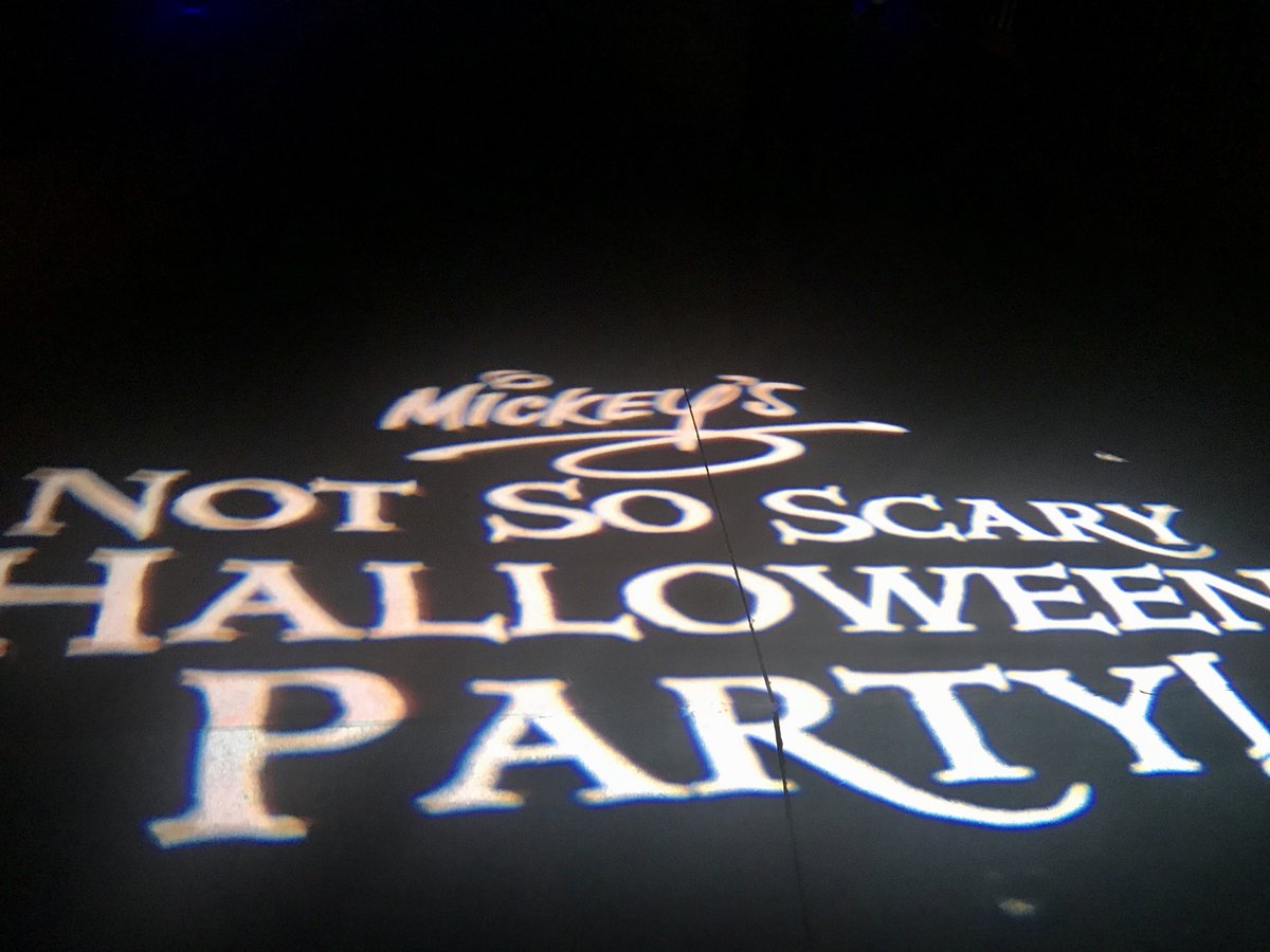 Perpetual_Magic's tweet photo. Todays T&T's have dropped.
Click here ➡️ https://t.co/Lpx4gyR5ae… ♡
#magickingdom #mickysnotsoscaryhalloweenparty #MNSSHP #waltdisneyworld #wdw #disneyblogger #perpetuallymagic #happiestplaceonearth #disneycommunity #disneyfriendsclub #disneytipsandtricks https://t.co/ZrkHsj59Gw