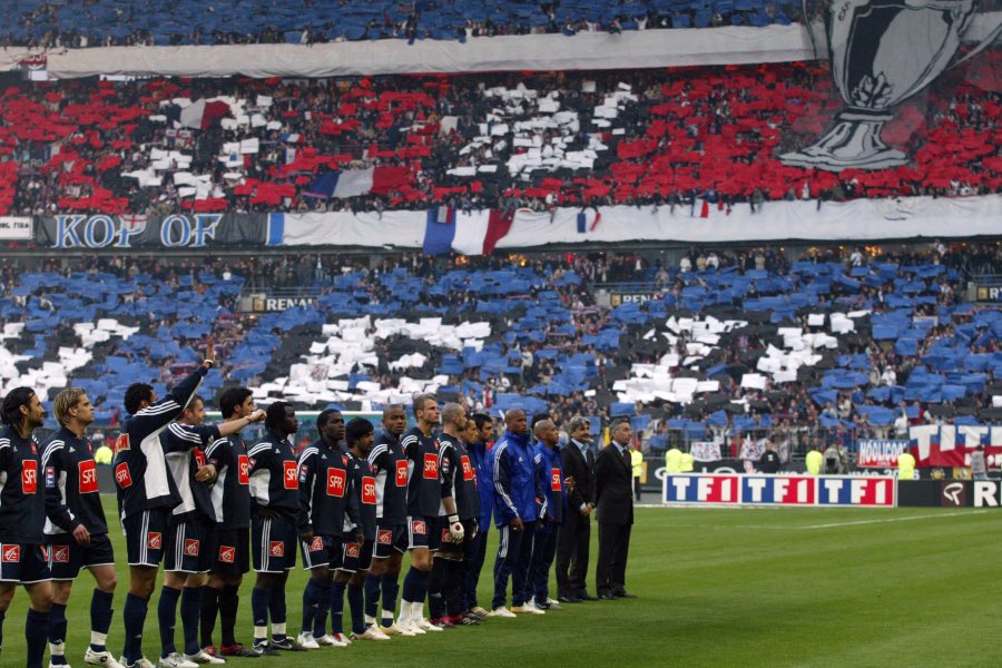 Finale de Coupe de France : PSG - OMComme un symbole, les frères ennemis se retrouvent en finale de Coupe de France. Les deux équipes se disputent plus qu’une coupe. L’honneur est en jeu ce soir.
