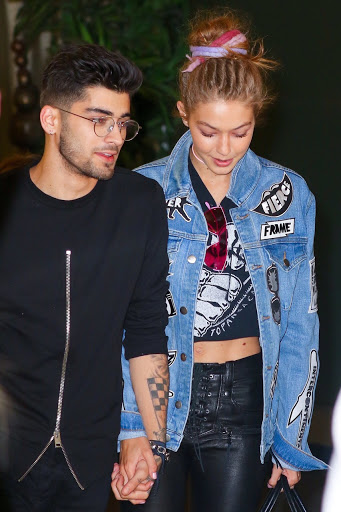 Follow up on Gigi in dreadlocks, she actually liked them so much, she still had them the day after the show and went on a date with Zayn wearing them. Paparazzi are usually called by the PR teams in situations like these, cos they really aren't waiting on every corner for celebs.