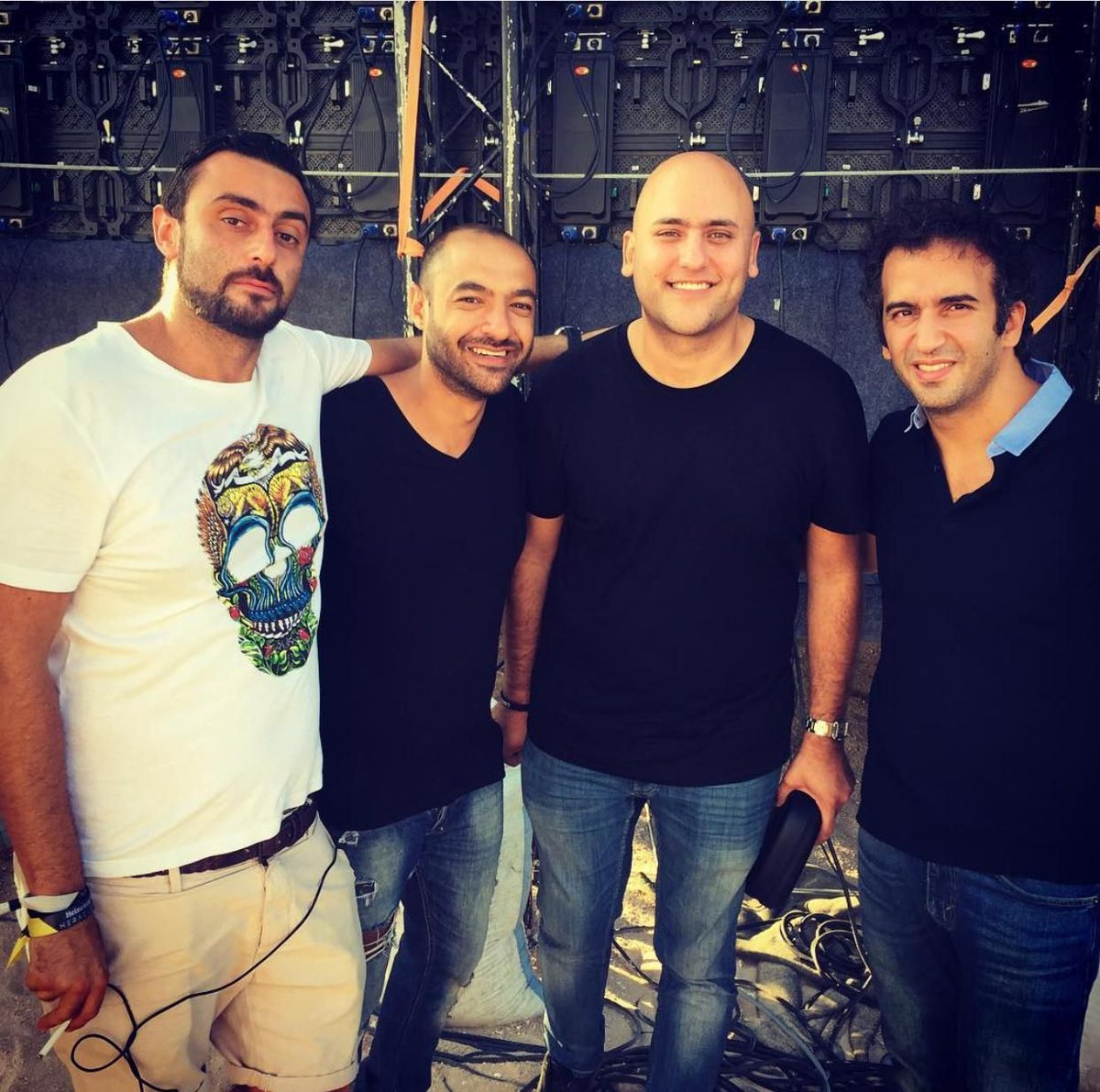 alyandfila's tweet photo. We’ve invited our good friends @djpaulthomas, @Philippeelsisi & Omar Sherif to mix this years #FSOE650 compilation, The Phoenix! Dropping this Friday on @FsoeRecordings 🔥
Pre Order now: https://t.co/8hhDR7Cl1J https://t.co/QPCu5cFYL1