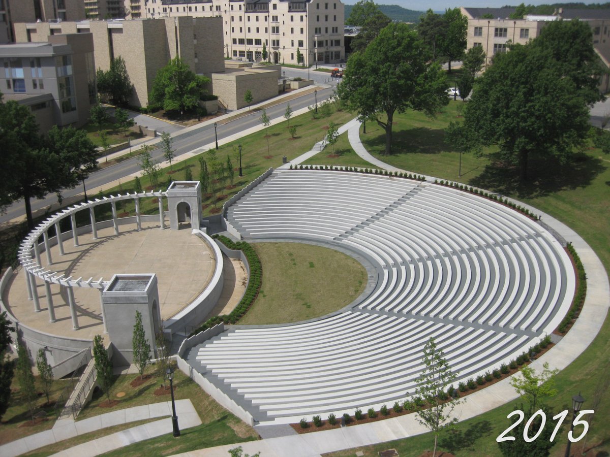 SCM_Architects's tweet photo. The Chi Omega Greek Theatre @UniversityOfArk at the end of Dickson Street and along a busy pedestrian thoroughfare that leads into the heart of campus. Our latest project here included a new stage to complement the past seating and landscape improvements.
#chiomega #theatre https://t.co/LZyqF2pXhs
