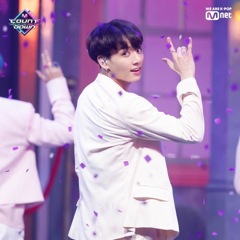 aaarmyarmy1's tweet image. 💜✨