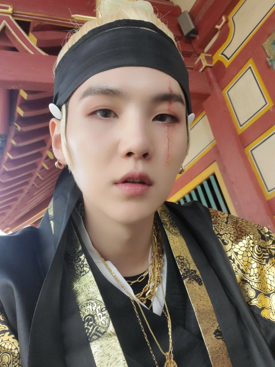 minnessang's tweet photo. 민윤기
송월
SUGA
AGUST D

윤택하고 잘 굴러가는 삶을 살라는 뜻의 윤기
풍월을즐기라던 아명 송월
슈팅가드를 줄여 슈가
D타운 슈가를 뒤집어 어거스트디

민설탕 민애옹 민달팽이
슙기력 민슈가 민윤기천재짱짱맨뿡뿡
슙슙이 민빠답.....

정말 존경하고 사랑해

@BTS_twt https://t.co/9SaDtj5enK