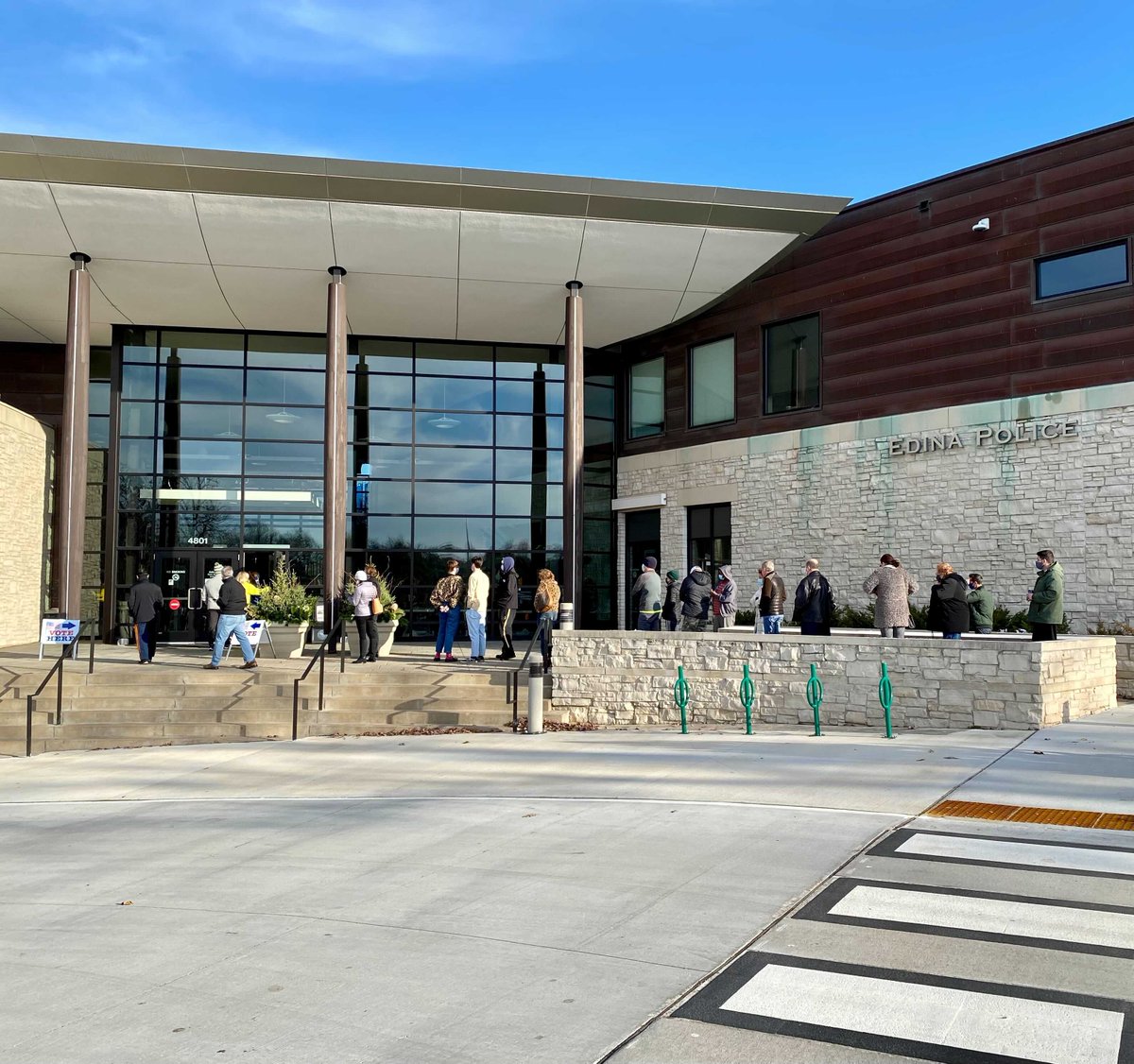 EdinaMN's tweet photo. Edina voters! If you still have your absentee ballot, drop it off by 4:30 p.m. Nov. 2 or between 8 a.m. and 3 p.m. Nov. 3 at the drive-thru tent in the City Hall parking lot. In-person voting at City Hall ends at 5 p.m. Nov. 2. https://t.co/b2Bsc0U3dl