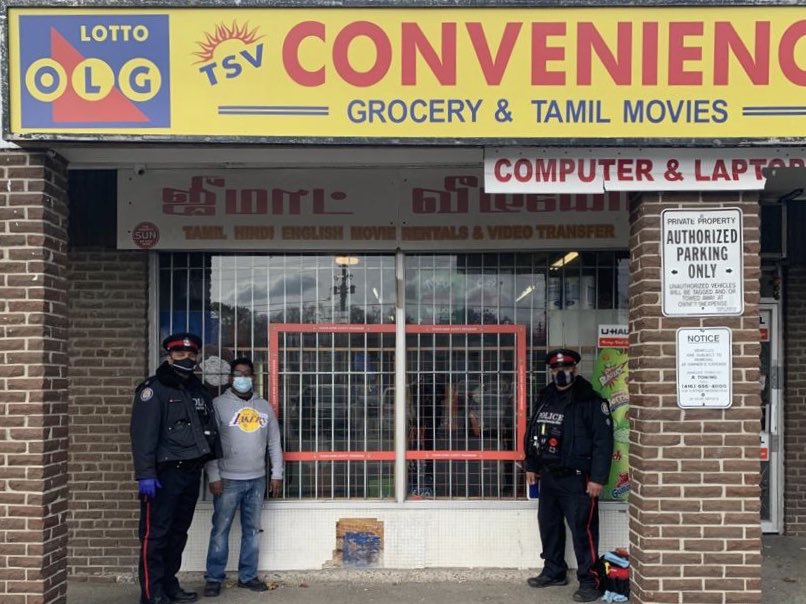 TPSNickNei's tweet photo. Before, during and after #ClearZone #CPWeek2020 Thank you to our friends @PeelPolice @CirKCrimeBuster for starting this initiative back in 2014 https://t.co/Pwyufb0g6y