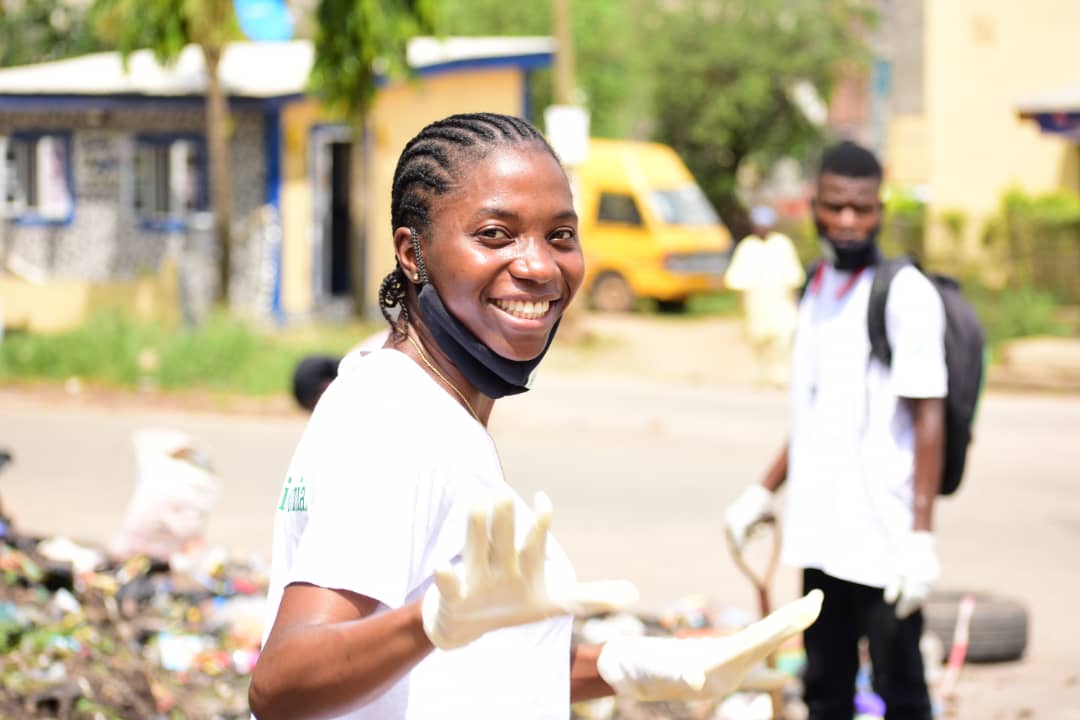 FunmiAj11656801's tweet photo. The clean up project is targeted at establishing a conducive and neat environment.
@akinbileyusuf_ @jidesanwoolu @drobafemihamzat @followlasg @MoremiYouth @AlimoshoOnline @Lawma_gov @IOdumboni #mydp2020
#teammerit #cleanupmosanokunola #SDGs #forgreaterlagos. https://t.co/SyXqiBhdBQ
