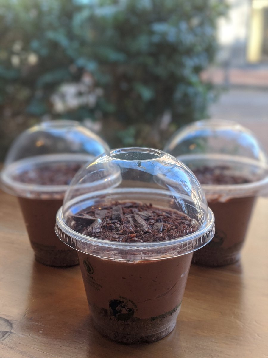 See what kinds of no-bake cheesecake cups we have for you! What is your favourite flavour? 👀
.
.
.
Choose from: chocolate peanut butter coconut OR lemon berry! 
.
.
.
#yvrfoodies #vancouverbaking #nobakecheesecake #coffeebargastown #sweettooth #berrygood #chocolatefiend