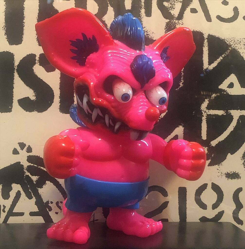 etuetu12's tweet photo. #ソフトビニールの怪獣展 #hs @hxsxk #廣田彩玩所 #finkshit #takeshit #pushead #brutalskates #hxs まさかのデカいフィンクシット🤩🤩🤩 https://t.co/ZKAyqS7ljx https://t.co/kcNxHOeKmJ
