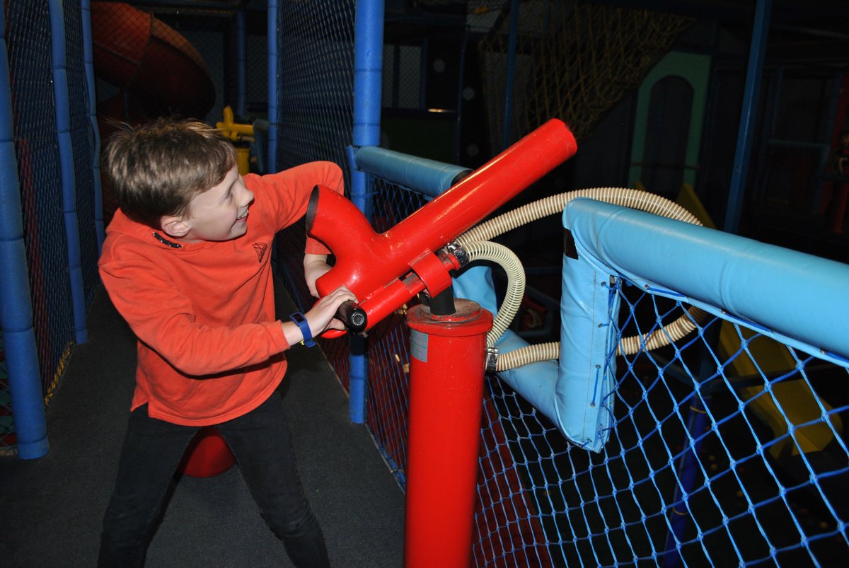 Leisure Park OPEN tomorrow and Wednesday 10am - 5pm
✅Indoor Play
✅Outdoor Play
🐴Animal Barn
🎟️Admission is £10.00 per person. Under 3's are free.
🕒Join us after school - admission reduced to £5.00 per
person from 3pm - 5pm.
☎️Please call us on 01566 86324 to book.