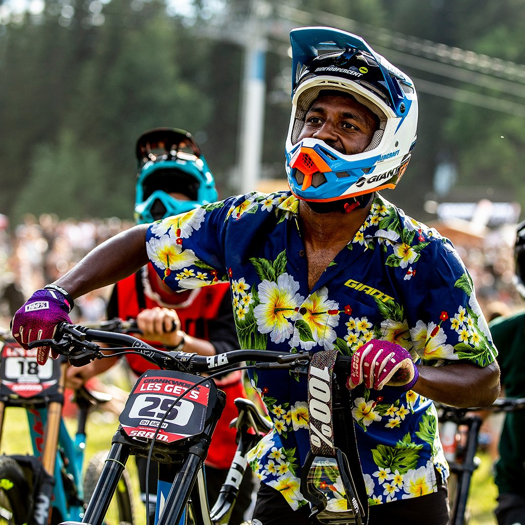 Giant Bicycles tweet media