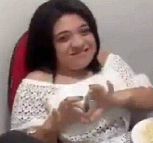 mlhollandrive's tweet image. o biden protegendo a amazonia arrancando todas as arvores do frio e chuva e abrigando no conforto da casa dele eh sobre issooooooo