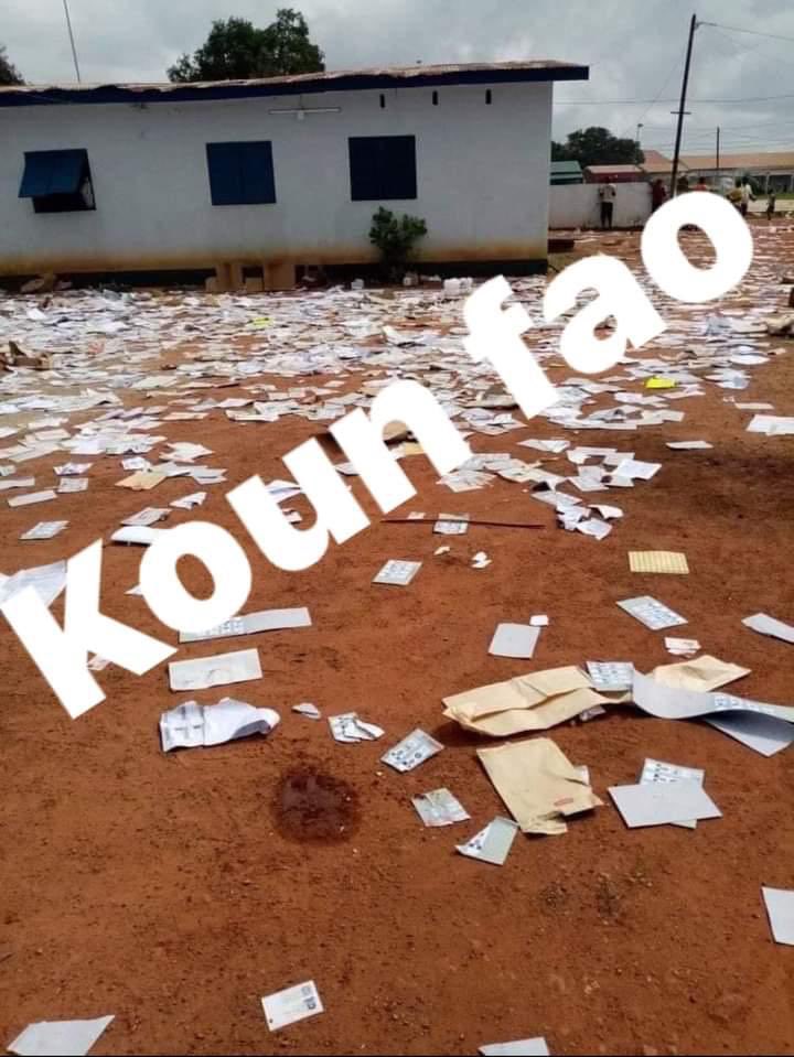 fidhop's tweet photo. Désobéissance civile lancée par l’opposition ivoirienne contre une élection truquée d’avance. https://t.co/mtIkRfLdBL