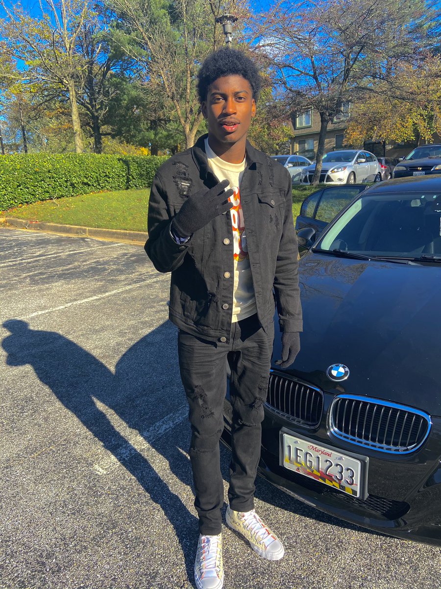 Can’t mess with you if you racist 🕴🏾