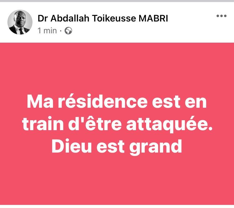 GY_MAO_'s tweet photo. @HKBofficiel #CIV2020 #CrisePostElectorale
URGENT
les milices de #Ouattara viennent d’attaquer le QG de Mr #HKBedie&de plusieurs leaders politiques de l'opposition:#AFFI,#Assoa #Adou,#Mabri.
#Ouattra veut mettre la #CôteDIvoire à feu.@Reuters @AmnestyJournal @CNN @bbcafrique @AFP @dw_deutsch https://t.co/uz62oc08iT