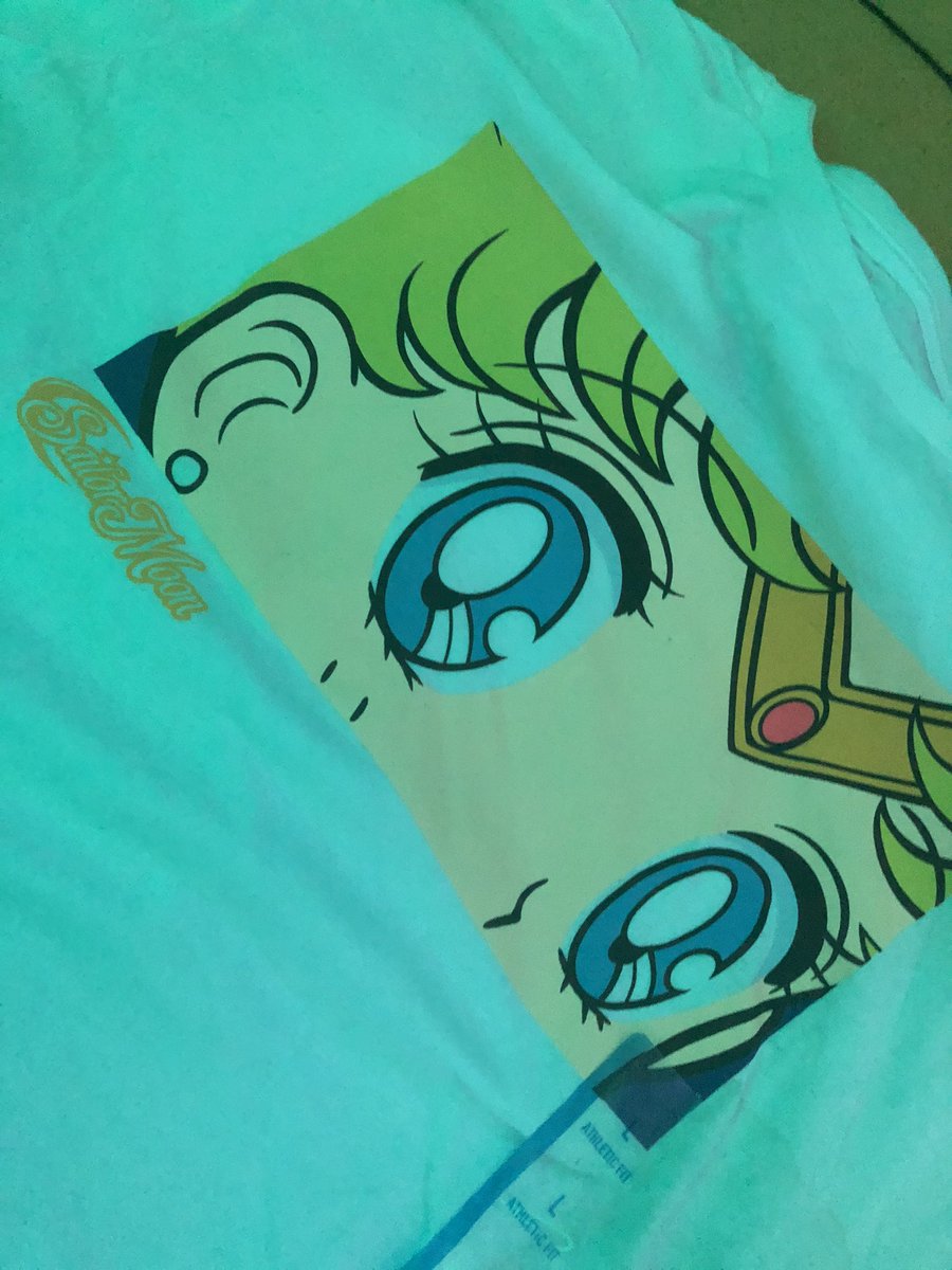 We live good luck WAIFUS 
Twitch.tv/JohnnyPriceTV