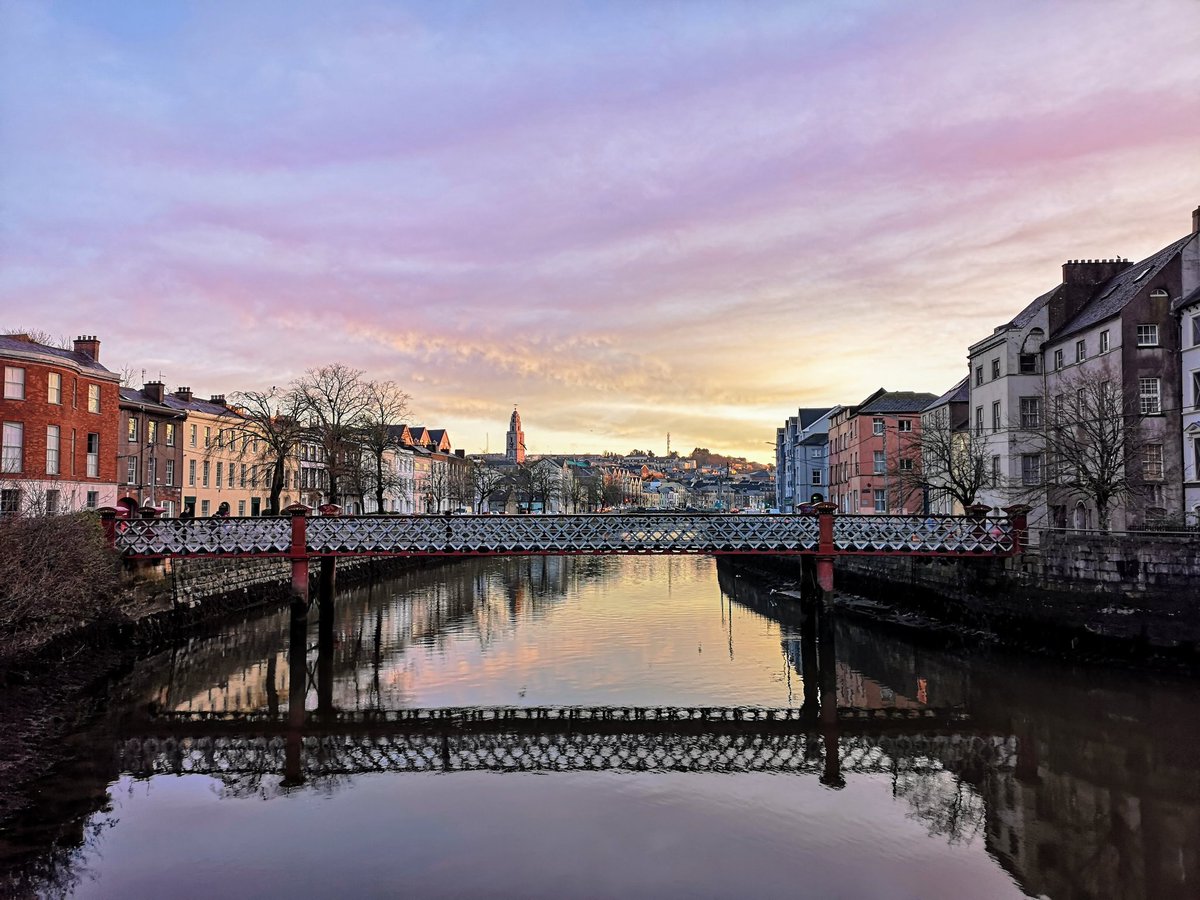 savecorkcity's tweet photo. Want to post a Cork gift to loved ones who may not be able to come home this Christmas?

#LOVEtheLEE 2021 Calendars available in shops now (Iago, O' Mahony's, 3 Piggies, Palmento, The Cobbler, Quay Coop etc)

#ShopLocal Support the Cork Economy

Thank U

#SaveCorkCity

Pic-E Daly https://t.co/lxQb0nitkG