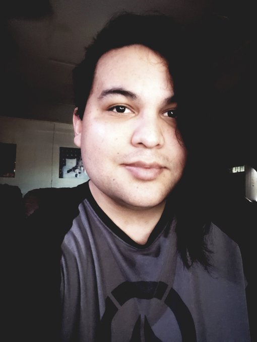 The last bit of hair I had before cutting it all off. I hate starting over, my face is too ugly and masculine