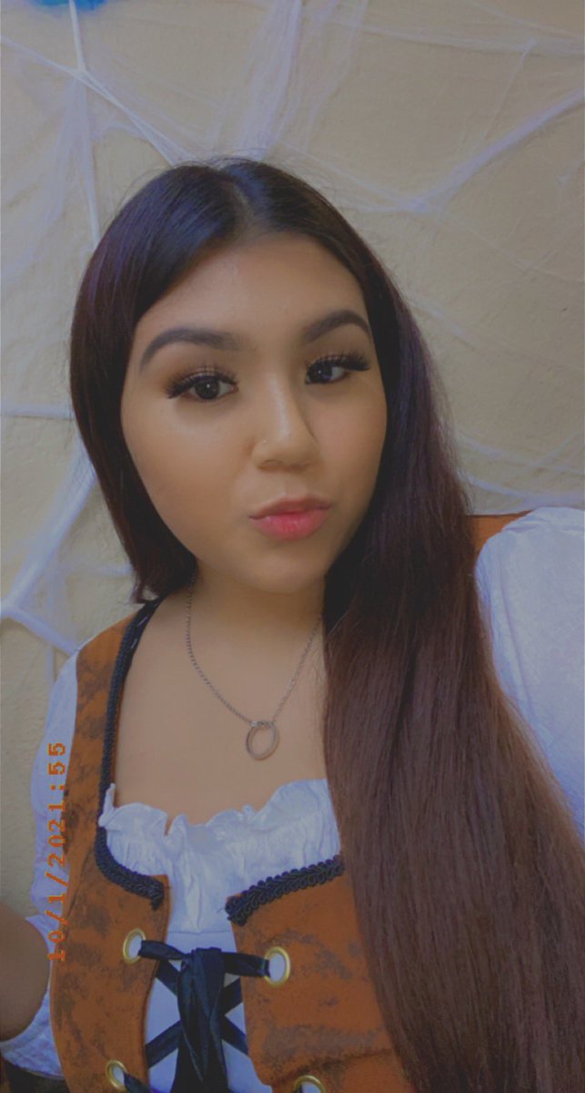 Coralhm_'s tweet photo. 🧡🌺 https://t.co/S9S3kSxQlA