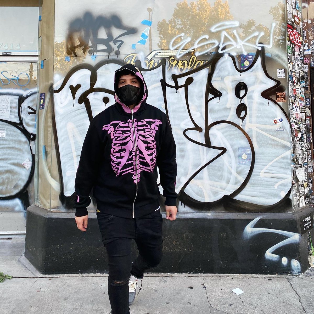 millionnay's tweet photo. Made it to 25 &amp; all I can say is I’m just thankful 🖤 https://t.co/T4ZVQ9SArB
