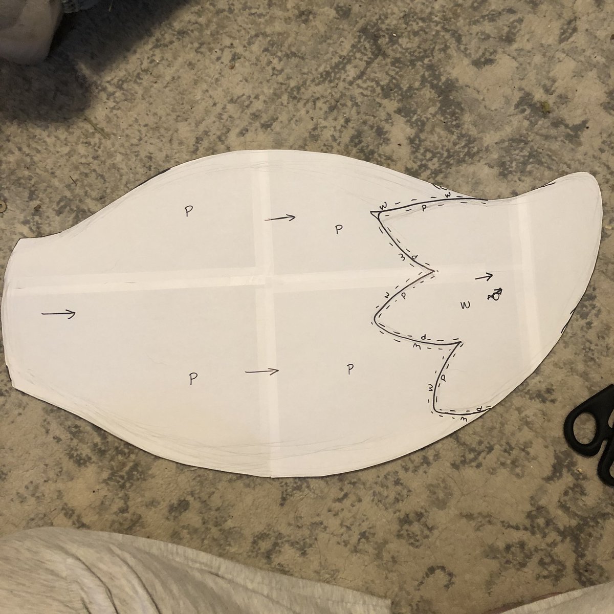 angelthedutchie's tweet photo. Some WIPS of a different kind of tail!
Commission on Instagram
——————————
#furry #fursuit #commission #furryfandom #tail #fursuittail #furrytail #pattern #paperpattern #ball #pink #cosplay #paper #fur #blueprint #plan #fursuitmaker #commissonsopen #sewing #maker #fursuitmaking https://t.co/jF1AStWV2h