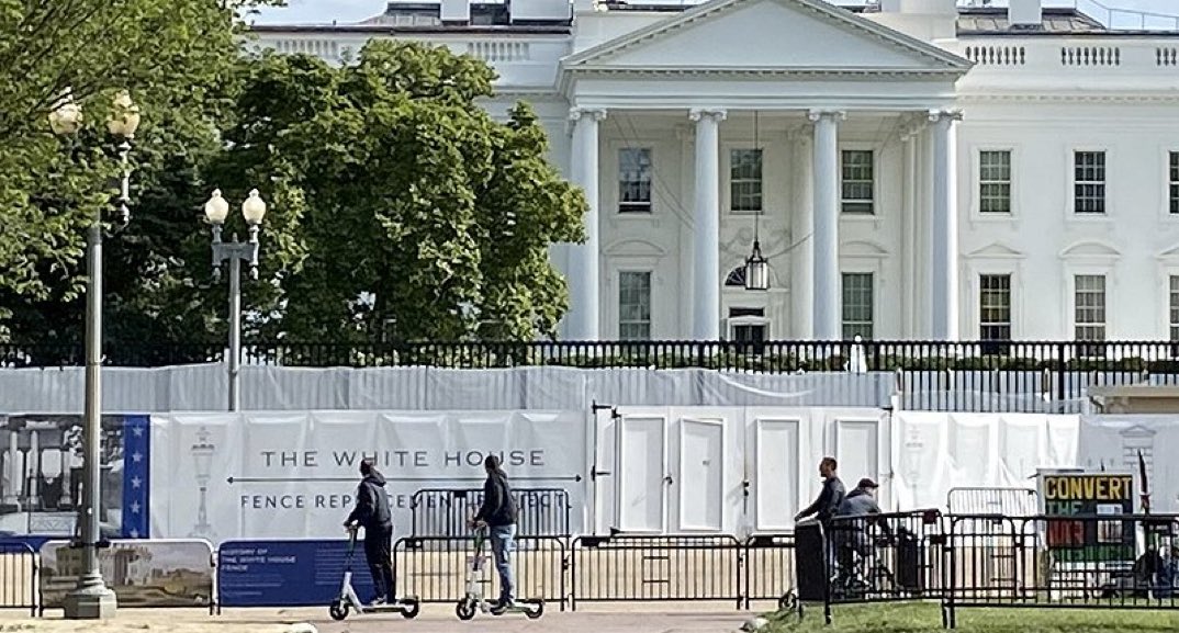 PalmerReport's tweet image. This is just so embarrassing for Donald Trump.