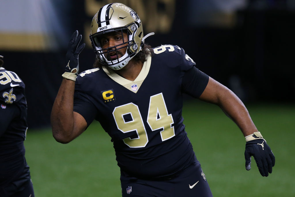 PFF's tweet photo. Highest graded edge defenders in Week 8 ahead of MNF:
1. Demarcus Lawrence - 91.3
2. Joey Bosa - 91.0
3. Cameron Jordan - 89.7
4. Alex Highsmith - 88.7
T-5th. Marcus Davenport/Brandon Graham- 83.7 https://t.co/BNdia4bYL2