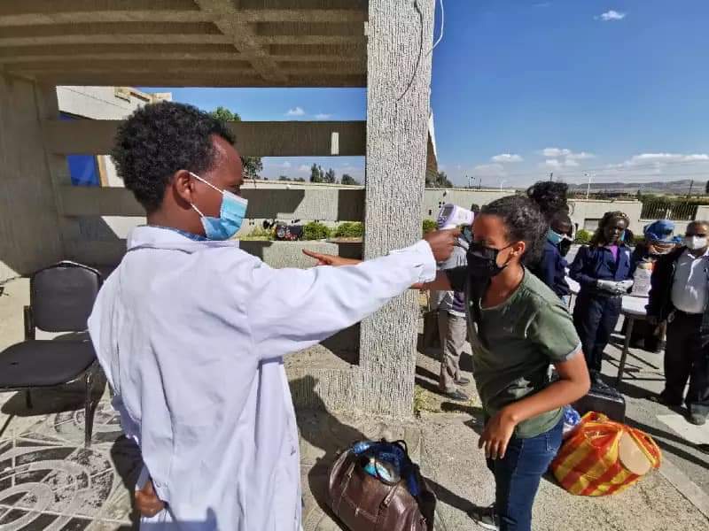 Today we recieved 1152 students. Glad thanks @MekUniETH. Dormmate names posted at the entrance. Busy with wifi. I also met international students from Somali land:excited to complete & graduate in midwifery & public health thanks @CHS @she_ethiopia @MekelleUniSU