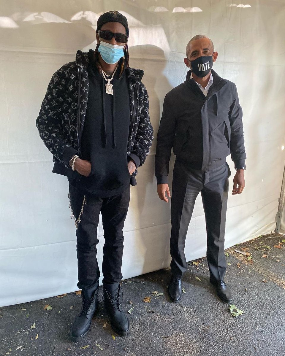 GAFollowers's tweet photo. 2 Chainz chilling with Obama 🔥 https://t.co/c21I9M47W8