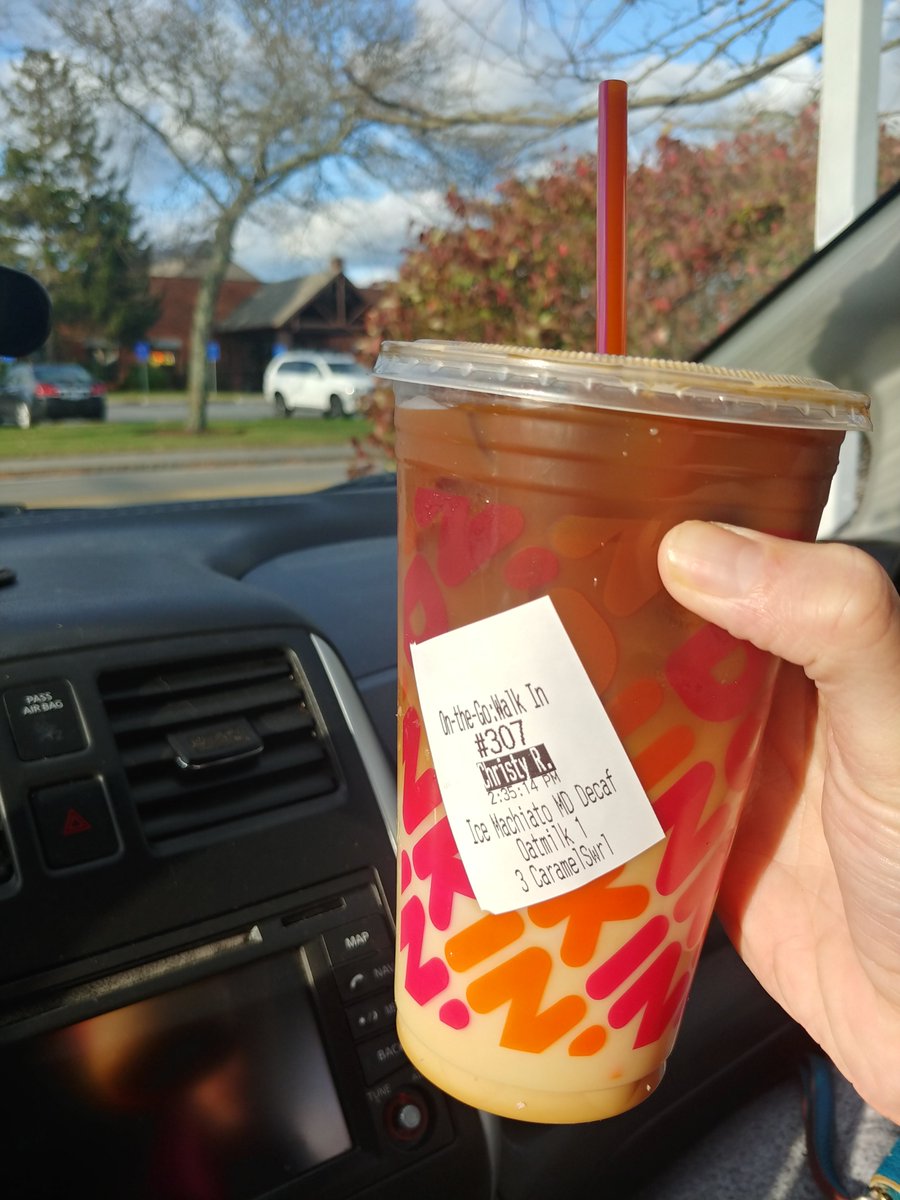 MeBeingChristy's tweet photo. Iced coffee cheers ... Trying out oatmilk today! π€π€π€ #livingonthewildside #ICCrew cheers to @brittroxy and @Lo_wee https://t.co/hpgJqRvMvZ