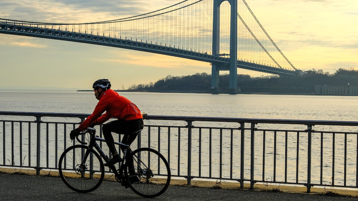 NYCParks's tweet photo. We're closing gaps in our greenways in Northeast Queens &amp; South Bklyn. By creating a continuous path, park goers will have easier access to more greenspaces while exploring local nabes. Join our online community meetings to learn more &amp; share your ideas: https://t.co/X9OVaHYMzN https://t.co/0uO3RHs9mv