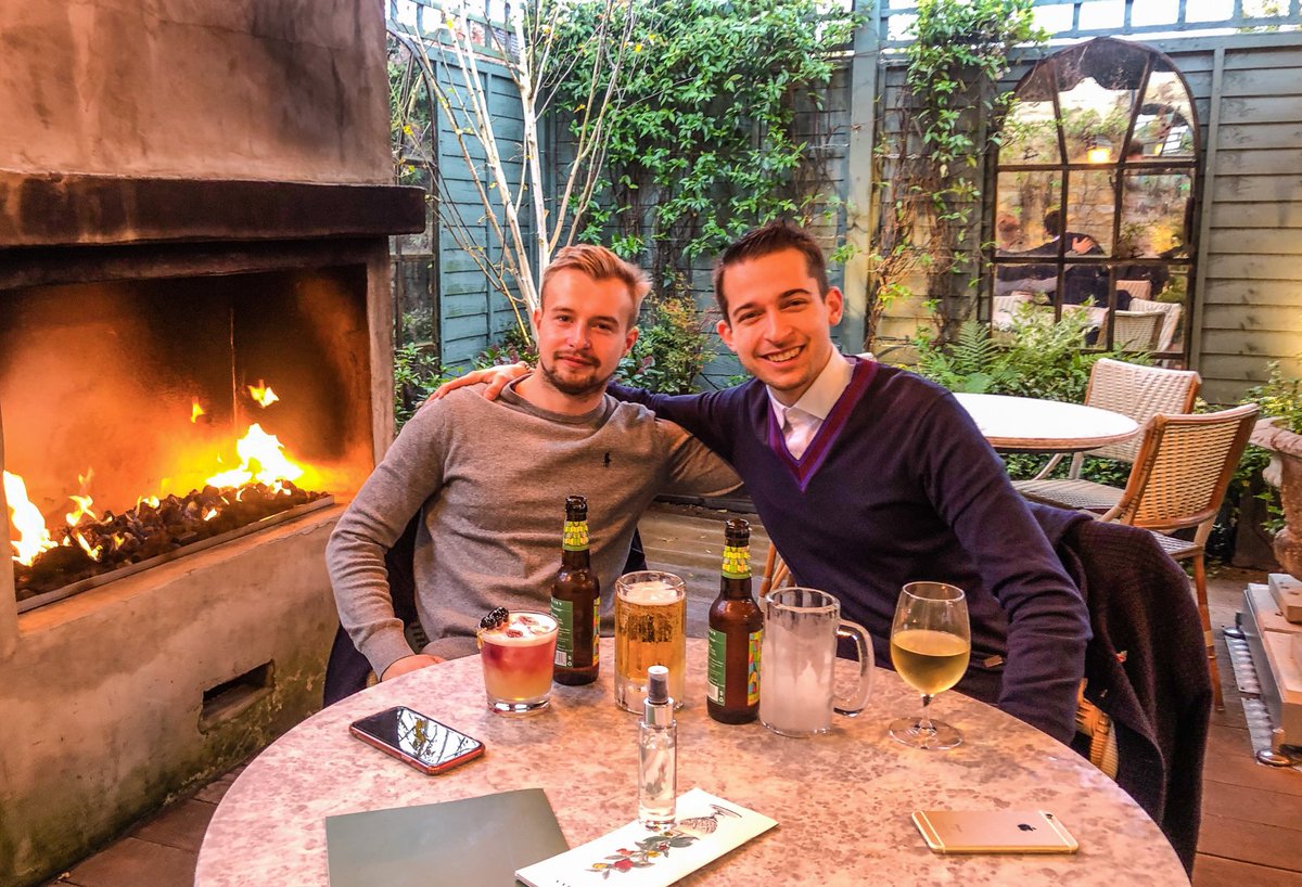 Zakir_Munawer's tweet photo. 🍻🙌🏽 It started off so civilised... before I passed out in the bathroom at Gino’s 10 hours later! 😂

Took advantage of my first non-racing weekend in 14 weeks and spent it with my old pal from uni! Hope you had an awesome day @marktbfc! 💯🎉

#Harrogate #Saturday #DayOff #Chaos https://t.co/iGRE92tbIc