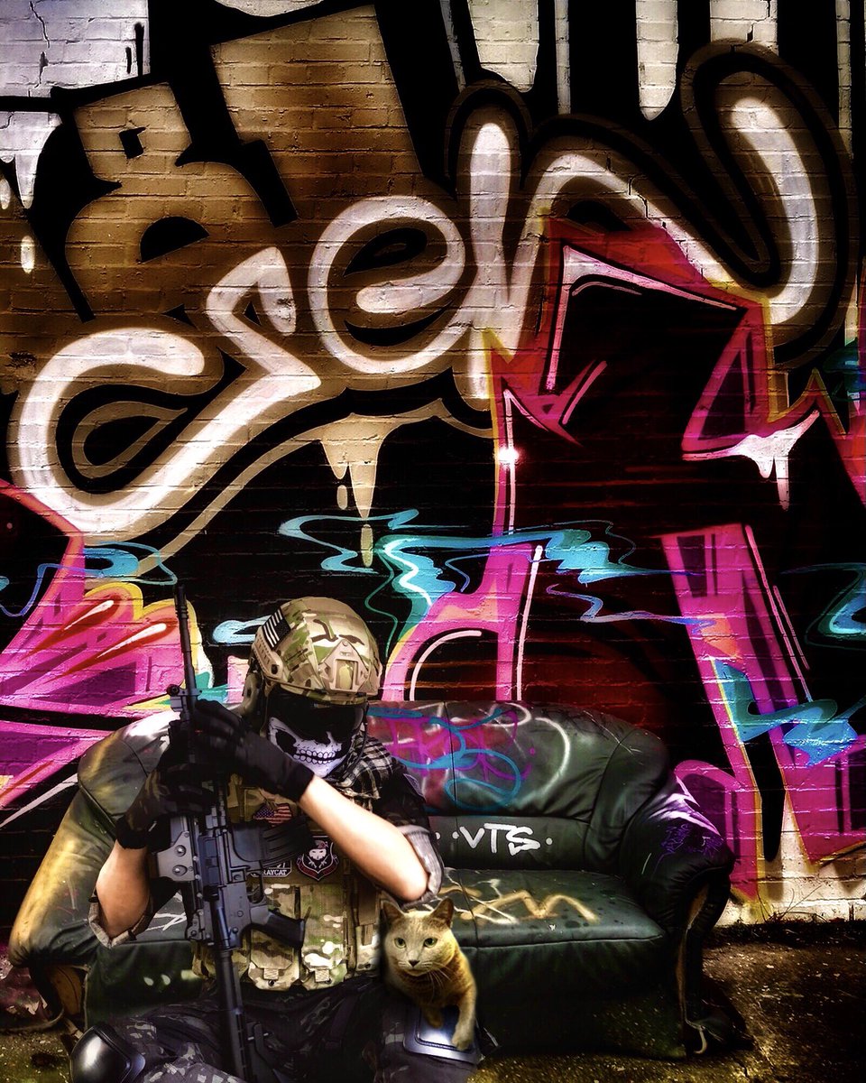 sgt_catshit's tweet photo. Break time  🐈💕

#m4 #m4ssystem
#tactical #tacticalgear 
#survivalgame
#airsoft
#airsoftgame
#peq15 #eotech #eotech552
#holosite #magwellgrip
#foregrip #angledforegrip
#streetart #wallart
#タクティカル
#ストリートアート #cat #猫
#エアガン
#サバゲー https://t.co/kFGtAHeToo