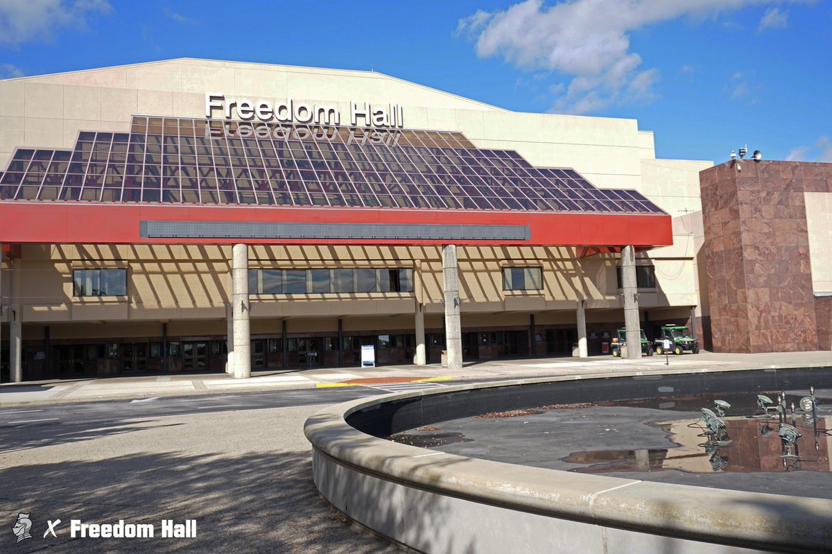 BUKnightsWBB's tweet photo. Say hello to our new game site! 

📸🏀💯🏟

#FreedomHall 
#SwordsUp ⚔️
#BUWBB https://t.co/F4witLoEdL
