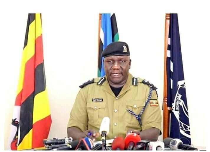 AndreX_O's tweet photo. One of these two is going to lie  tomorrow.😂😂...

Who do you think will lie first?? https://t.co/Qk1tIaBYhe